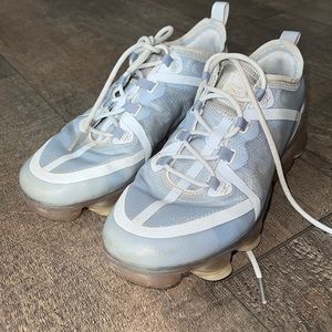 Nike  vapormax plus light blue gently used
